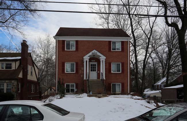 8203 Garland Ave in Takoma Park, MD - Building Photo - Building Photo