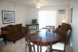 Cypress Court Apartments in Baxter, MN - Foto de edificio - Building Photo