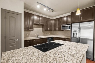 Cypress at Lewisville Apartment Homes in Lewisville, TX - Building Photo - Building Photo