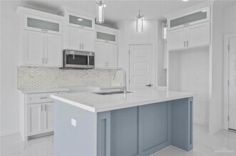 17 E St in Mission, TX - Building Photo - Building Photo