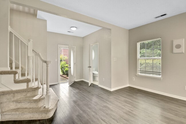 1068 Haygood Estate Ln