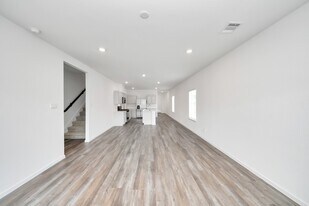 1358 Heather Rosewood Ln in Conroe, TX - Building Photo