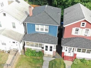 19 Pennsylvania Ave in Albany, NY - Building Photo - Building Photo