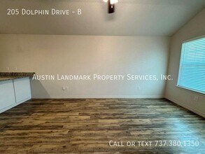 205 Dolphin Dr in Temple, TX - Foto de edificio - Building Photo