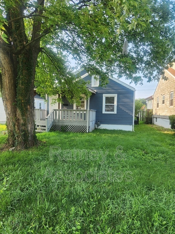 property at 2112 Ratcliffe Ave