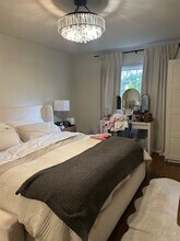 11755 Moorpark St, Unit 11755 Moorpark S .City in Studio City, CA - Building Photo - Building Photo