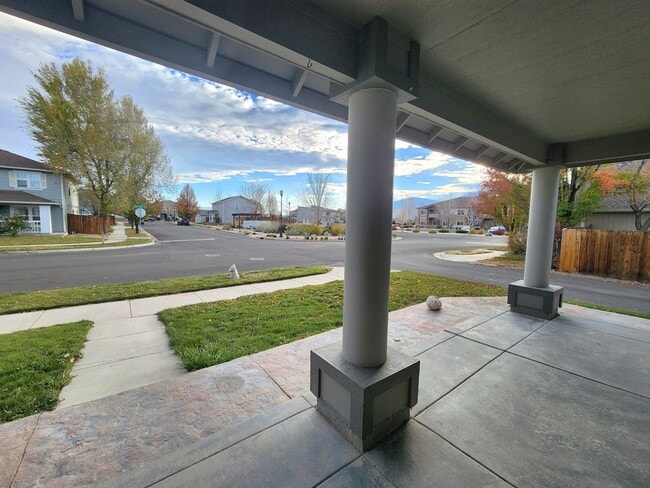 1402 Honey Locust Ave in Gardnerville, NV - Building Photo - Building Photo