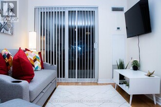 270 Wellington St W in Toronto, ON - Building Photo - Building Photo