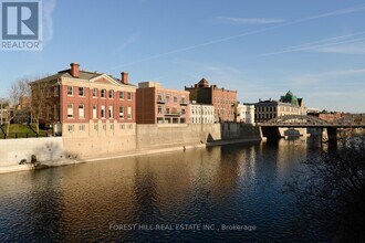 12 Water St N in Cambridge, ON - Building Photo - Building Photo