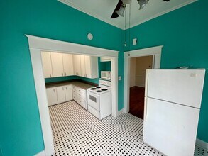 962 Madison St in Jackson, MS - Foto de edificio - Building Photo