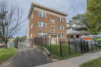 Central Ave Apartments in Kansas City, MO - Building Photo - Building Photo