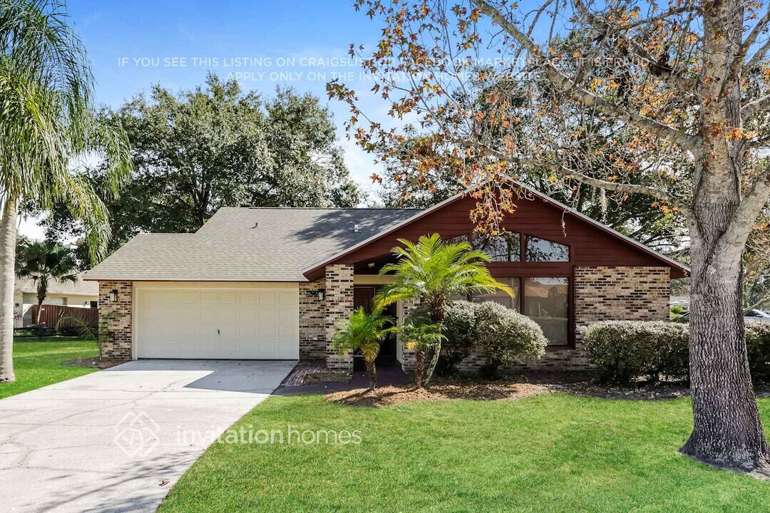 23610 Downs Pl in Land O Lakes, FL - Building Photo