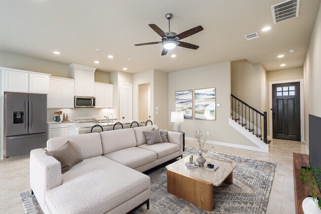 11005 Cres Light Way