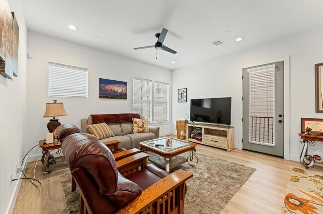 2311 Eagle St in Houston, TX - Foto de edificio - Building Photo