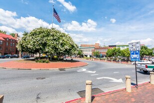 151 Duke of Gloucester St in Annapolis, MD - Building Photo