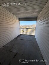 720 W Adams St in Jackson, MO - Building Photo - Building Photo