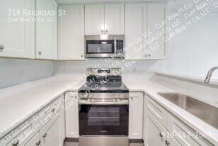 319 Railroad St in Knightdale, NC - Building Photo