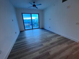244 NW 31st St, Unit A2 in Miami, FL - Building Photo