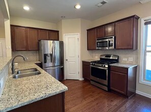 4160 Madison Bridge Dr in Suwanee, GA - Building Photo - Building Photo