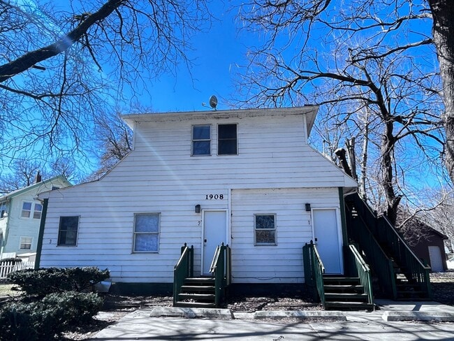 1908 Arlington Ave, Unit 3