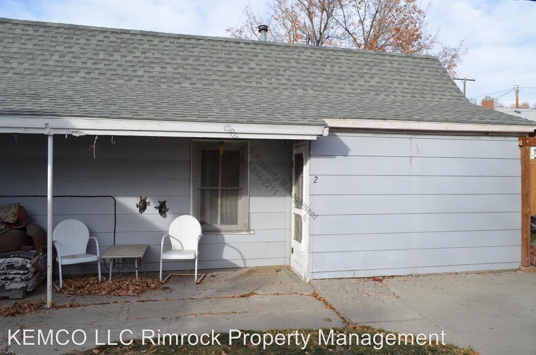 309 S 33rd St in Billings, MT - Building Photo