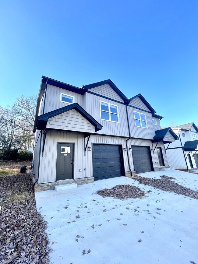 141 Independence Ln in Lynchburg, VA - Building Photo - Building Photo