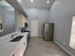 2119 Kaylas Ct in Orlando, FL - Building Photo - Building Photo