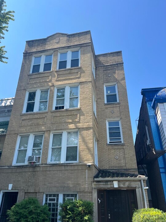 1918 South Sawyer Avenue, Unit apt 3 in Chicago, IL - Foto de edificio
