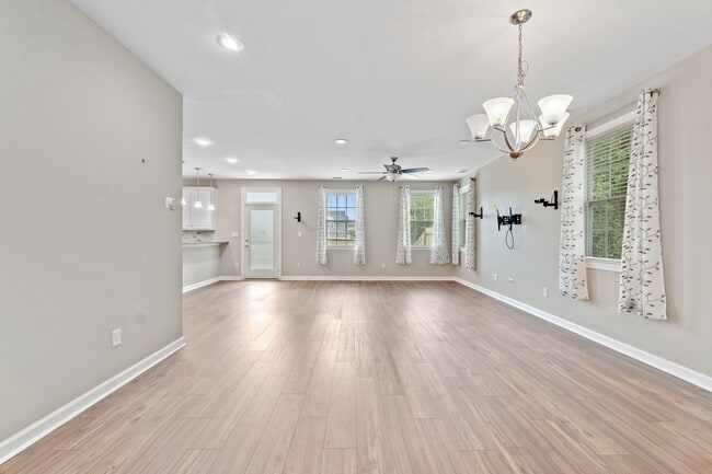 4229 Kenton Ln in Virginia Beach, VA - Building Photo - Building Photo