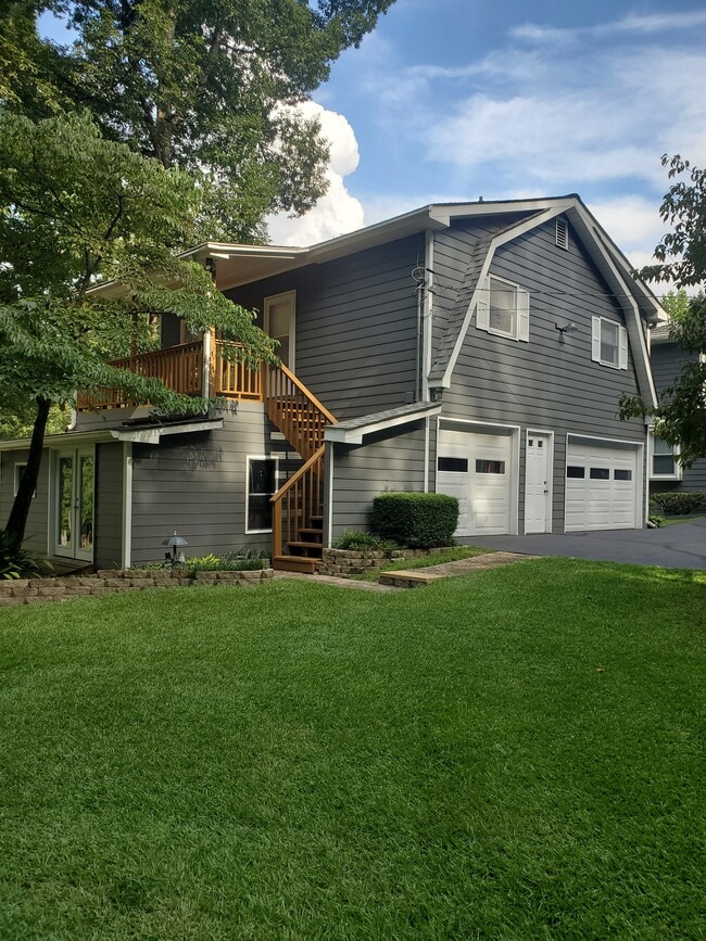 2235 Mitchell Rd, Unit 2235