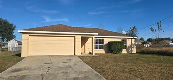 139 Juniper Loop in Ocala, FL - Building Photo