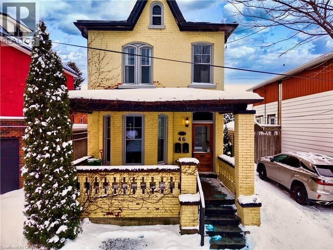 property at 46 Murray St E