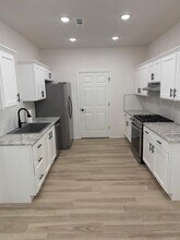 1509 E Huntsville Ave in Springdale, AR - Building Photo - Building Photo