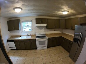 4000 Elkhorn Ave in Norfolk, VA - Foto de edificio - Building Photo