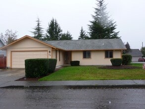 238 Dorcas Dr N in Keizer, OR - Building Photo - Building Photo