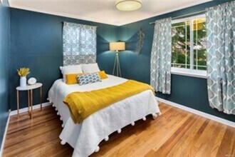 3247 NE 97th St in Seattle, WA - Building Photo - Building Photo