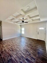 908 W La Pointe Ave, Unit 3 in Alton, TX - Building Photo - Building Photo