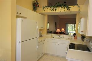 2805 Cypress Trace Cir-Unit -1-204 in Naples, FL - Building Photo - Building Photo