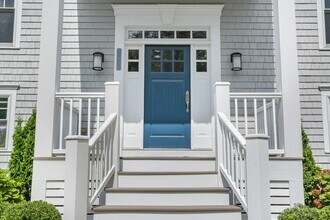 1810 Fairfield Beach Rd in Fairfield, CT - Building Photo - Building Photo