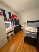 5937 W Dakin St, Unit 1 in Chicago, IL - Building Photo - Building Photo