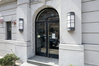 80 Park Ave in Hoboken, NJ - Building Photo - Building Photo