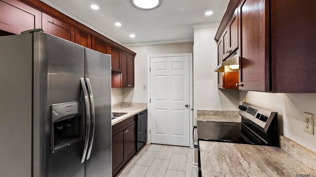 property at 10877 Ansley Ave