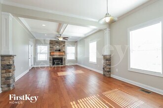 669 Richards Dr in Clarksville, TN - Building Photo - Building Photo
