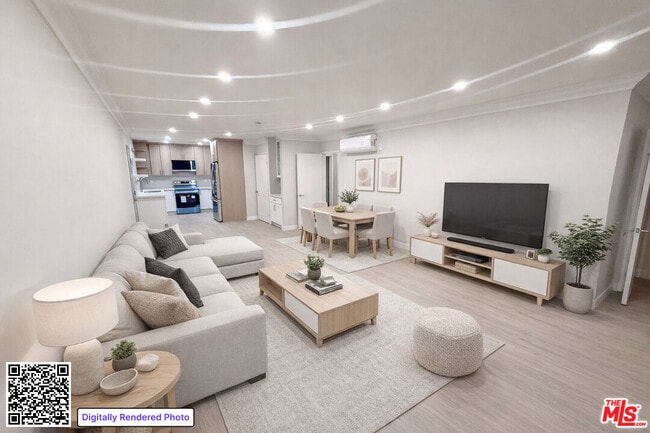 property at 1117 S Bedford St