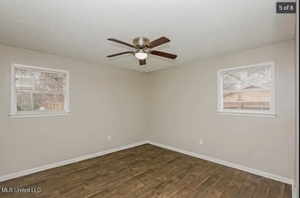 3102 Longwood Dr in Jackson, MS - Building Photo - Building Photo