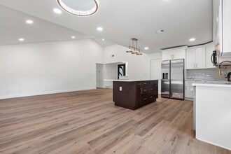 1351 Ohio Ave in Dunedin, FL - Building Photo - Building Photo