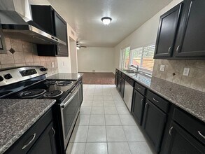 941 Overdowns Dr in Plano, TX - Building Photo - Building Photo