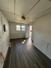 1971 E Cantrell St in Decatur, IL - Building Photo - Building Photo