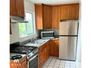 2860 Montana St in Oakland, CA - Building Photo - Building Photo