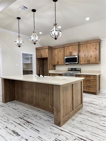 property at 8416 Delmar St